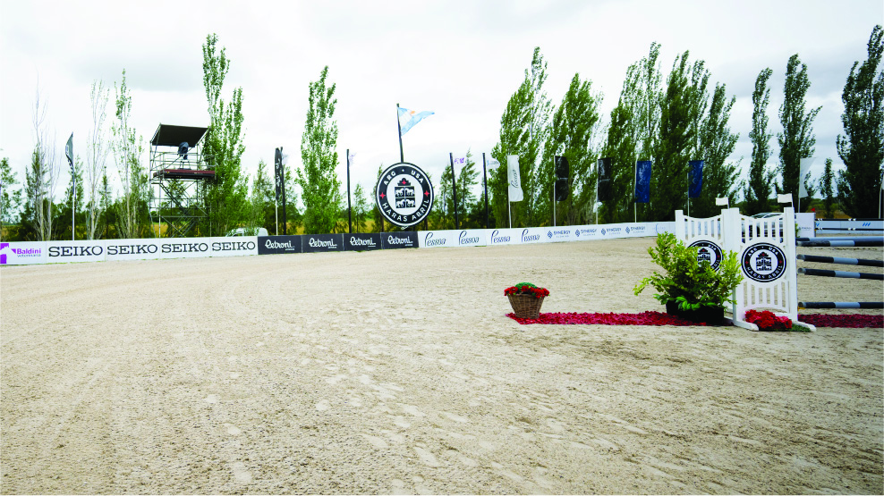 Pista oficial con sponsors